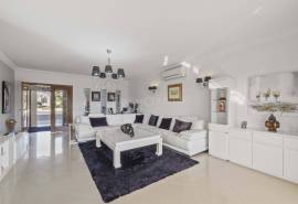 Carvoeiro - Immaculate 5-bedroom villa close to Centeanes Beach Carvoeiro - Immaculate 5-bedroom villa close to Centeanes Beach