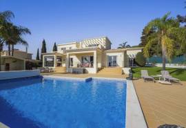 Carvoeiro - Immaculate 5-bedroom villa close to Centeanes Beach Carvoeiro - Immaculate 5-bedroom villa close to Centeanes Beach