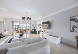 Carvoeiro - Immaculate 5-bedroom villa close to Centeanes Beach Carvoeiro - Immaculate 5-bedroom villa close to Centeanes Beach