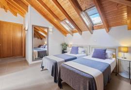 Albufeira Old Town – Investment property with two apartments and commercial studio Albufeira Old Town – Investment property with two apartments and commercial studio