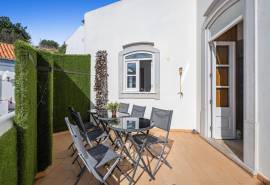 Albufeira Old Town – Investment property with two apartments and commercial studio Albufeira Old Town – Investment property with two apartments and commercial studio