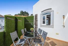 Albufeira Old Town – Investment property with two apartments and commercial studio Albufeira Old Town – Investment property with two apartments and commercial studio