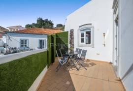 Albufeira Old Town – Investment property with two apartments and commercial studio Albufeira Old Town – Investment property with two apartments and commercial studio