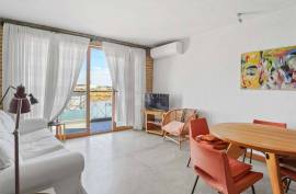 Tavira - Riverside property with commercial space & 3-bedroom apartment Tavira - Riverside property with commercial space & 3-bedroom apartment