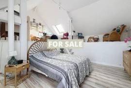 Detached Country House with Outbuildings