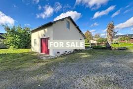 Detached Country House with Outbuildings
