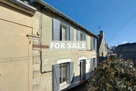 Lovely House in Coastal Location