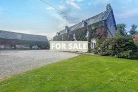 Two Country House with Outbuilding