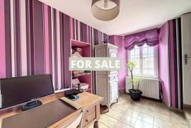 Two Country House with Outbuilding