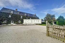 Two Country House with Outbuilding