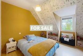 Detached Country House with Landscaped Garden