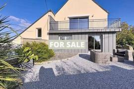 Detached Country House by the Coast