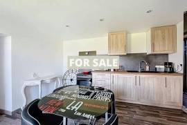 Detached Country House with Outbuilding