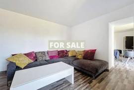 Detached Country House with Outbuilding