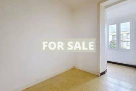 Town House In Popular Coastal Resort of Honfleur