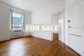 Town House In Popular Coastal Resort of Honfleur