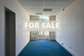 Property in Heart of Popular Small Rural Town
