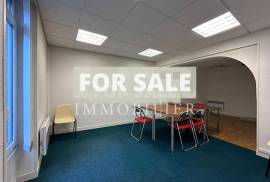 Property in Heart of Popular Small Rural Town