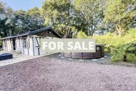 Detached Chalet Style Coastal House