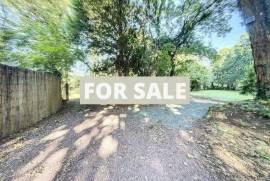 Detached Chalet Style Coastal House