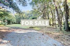Detached Chalet Style Coastal House
