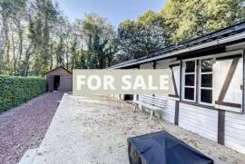 Detached Chalet Style Coastal House