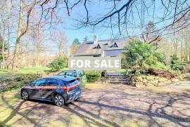 Detached Country House with Land