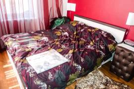 Detached house for sale in Riga, 240.00m2