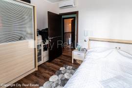 Detached house for sale in Riga, 240.00m2