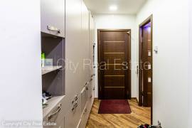 Detached house for sale in Riga, 240.00m2