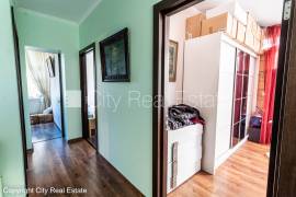 Detached house for sale in Riga, 240.00m2