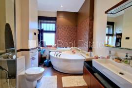 Apartment for rent in Jurmala, 137.80m2