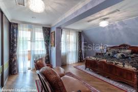Detached house for sale in Riga, 422.00m2