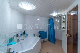 Detached house for sale in Riga, 422.00m2