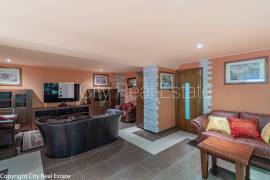 Detached house for sale in Riga, 422.00m2