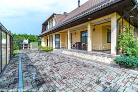 Detached house for sale in Riga, 422.00m2