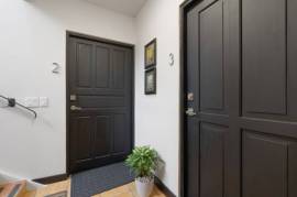 Laughing Gecko Suites: Beach Suites / Boutique Hotel For Sale