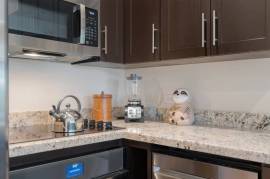 Laughing Gecko Suites: Beach Suites / Boutique Hotel For Sale