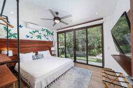 Casa Plumeria: Modern Elegance and Tropical Tranquility Near Tamarindo