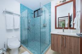 Casa Plumeria: Modern Elegance and Tropical Tranquility Near Tamarindo