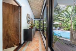 Casa Bosque: Modern 3-Bedroom Villa with Pool in Pacific Residences, Near Tamarindo
