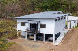 Casa Campanas: Elegant 3-Bedroom Estate in Rancho Cartagena - Luxury Meets Tranquility