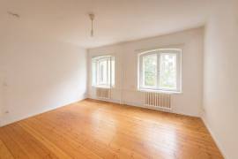 Solid investment: 2-bedroom apartment in quiet Grazer Platz location
