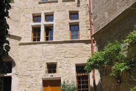 8 room, 324m2 Character property for sale in Nezignan l'eveque - 475 000 € * 8 room, 324m2 Character property for sale in Nezignan l'eveque - 475 000 € *