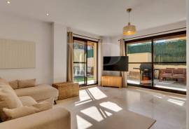 4 Bedrooms - Townhouse - For Sale