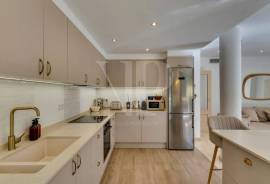 4 Bedrooms - Townhouse - For Sale