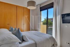 4 Bedrooms - Townhouse - For Sale