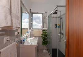 House - 3+1 Bedroom Apartment in Gaula with Sea Views House - 3+1 Bedroom Apartment in Gaula with Sea Views