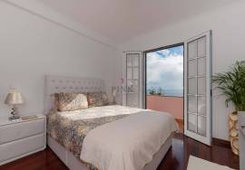 House - 3+1 Bedroom Apartment in Gaula with Sea Views House - 3+1 Bedroom Apartment in Gaula with Sea Views