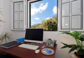 House - 3+1 Bedroom Apartment in Gaula with Sea Views House - 3+1 Bedroom Apartment in Gaula with Sea Views